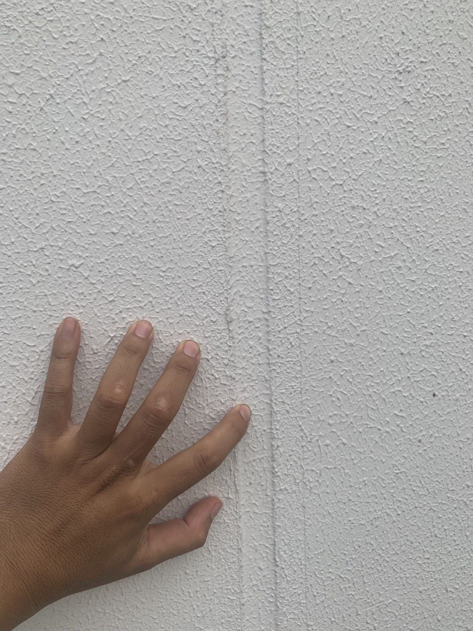 Khe nối tường ngoài sau khi trám keo MS sealant và sơn phủ